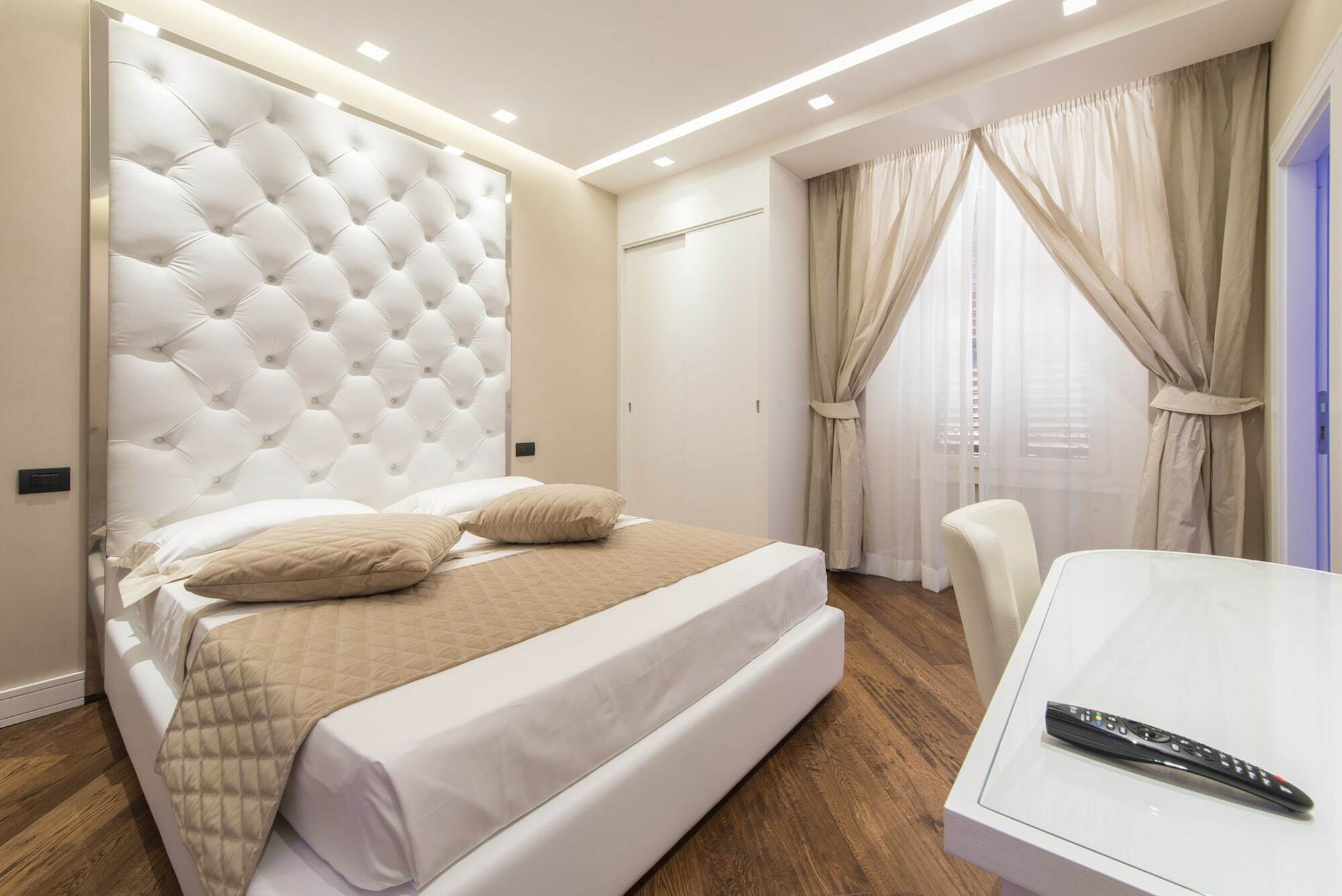 Piccolo Luxury In Rome